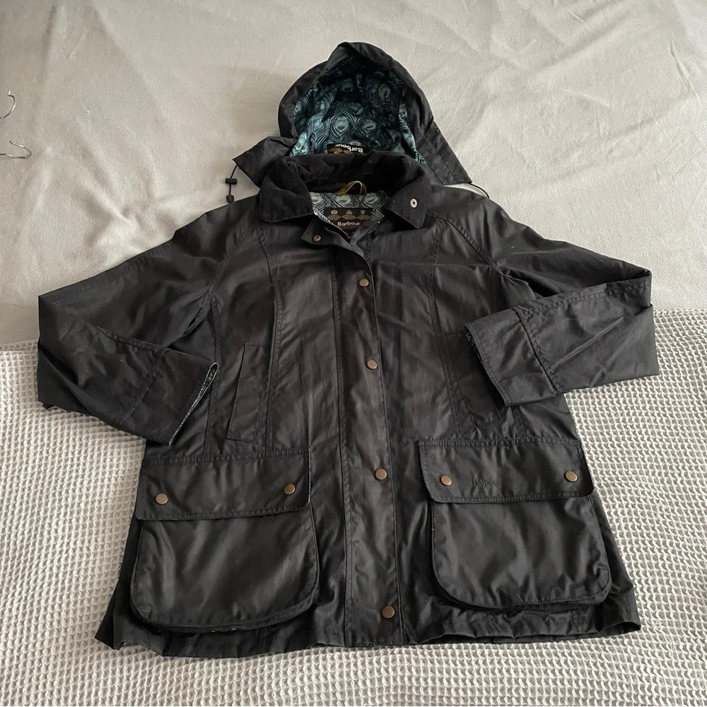 BARBOUR LIBERTY BEADNELL WAX COTTON HOODED JACKET, EUC. US 14 UK 18 - Picture 9 of 16